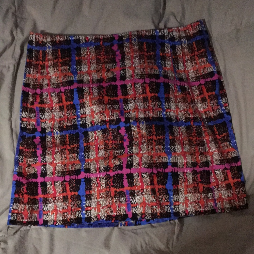 Multi-color pencil skirt